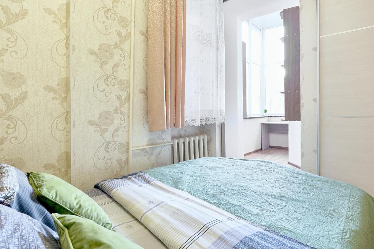 S12-58 Modern Aparthotel With Two 2Bedrooms In Central Kiev - Bessarabska Squere - Gulliver Mall - Olympic Stadium - Palace Of Sports - Saksahanskoho St, 12Б Exterior foto